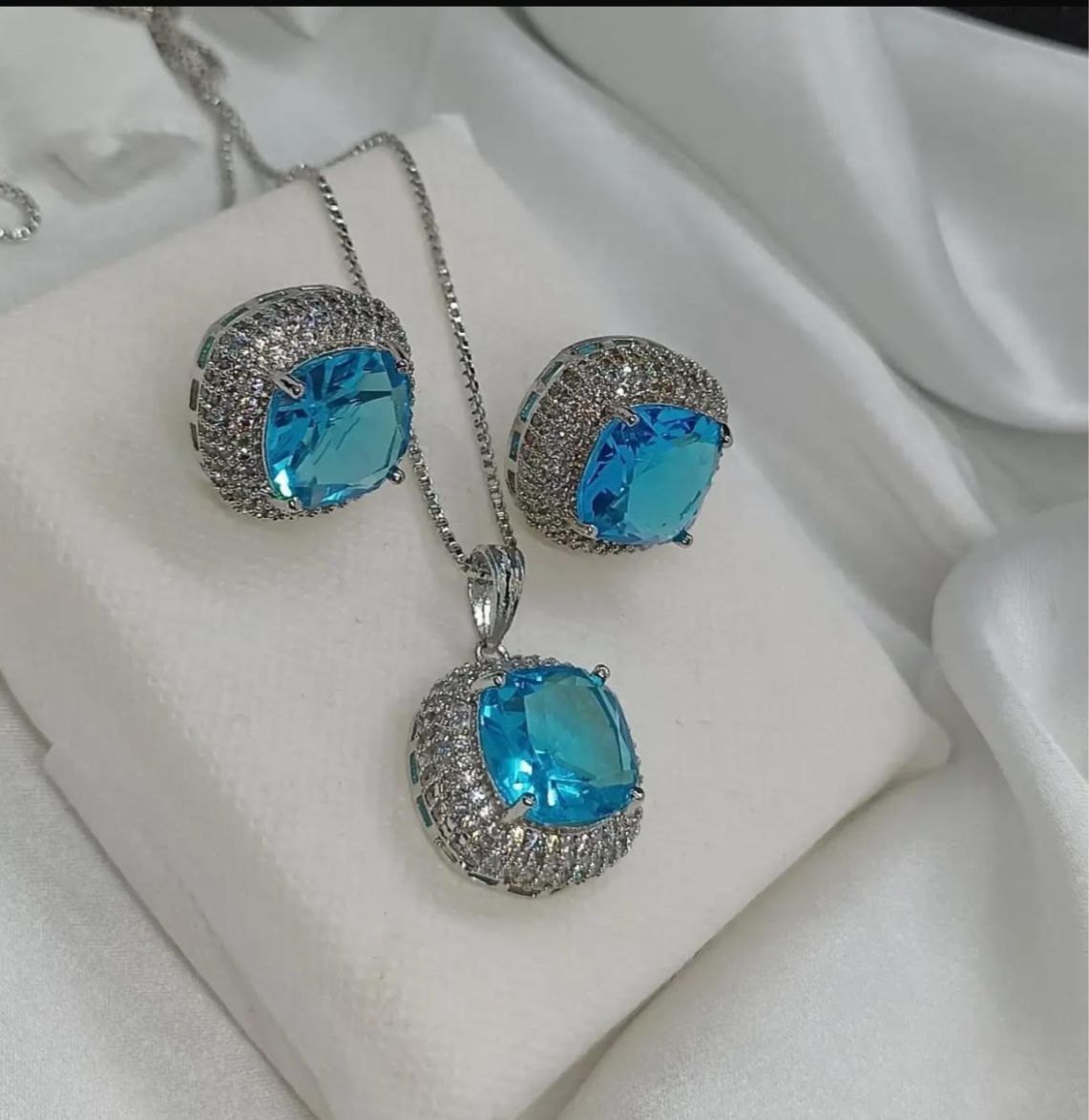 Black Crystal Jewelry Set for Women | Necklace & Earrings | AAS Collection